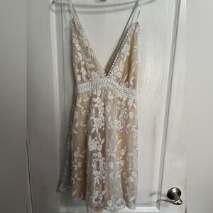 SHEIN White Floral Lace V-Neck Dress with Cream Lining